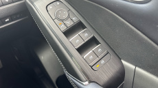 Nissan Qashqai 1.3 DiG-T MH Tekna 5dr Petrol Hatchback